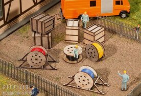 Faller 180617 Transportkisten en grote kabelrollen 1:87