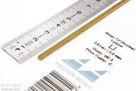 Albion-Alloys-UC3-Messing-U-Profiel-2,5mmx2,5mm