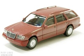 Herpa-038553-Mercedes-Benz-E-320-T-W124-Rood-Metallic-1:87