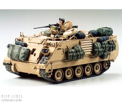 Tamiya 35265 U.S. M113A2 Armored Personnel Carrier 1:35