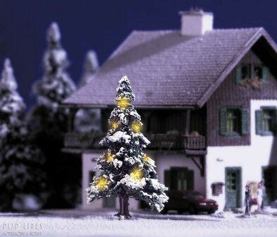 Busch 5410 Kerstboom met licht en sneeuwpop
