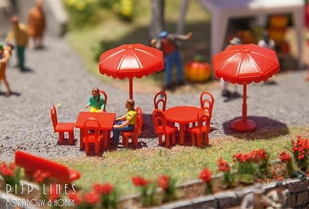 Faller 180910 Parasols, tafels, banken 1:87