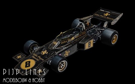 Pocher HK114 Lotus 72D - 1972 British GP Emerson Fittipaldi 1:8