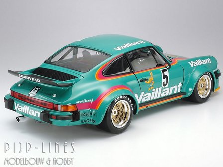Tamiya 12056 Porsche 934 Vaillant