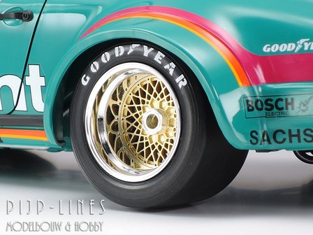 Tamiya 12056 Porsche 934 Vaillant