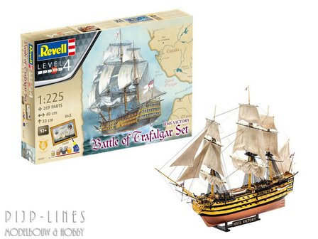 Revell 05767 Geschenkset &quot;BATTLE OF TRAFALGAR&quot; 1:225