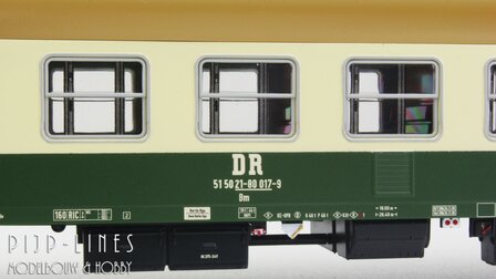 Roco 74803 (DDR) DR sneltrein rijtuig 2e klas &quot;Halberstadt&quot;