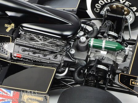 Tamiya 12037 Lotus type 78 met foto-geetste onderdelen