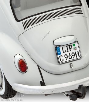 Revell_07083_VW-Beetle_Limousine_1968