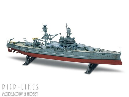 Revell 10302 USS Arizona Slagschip