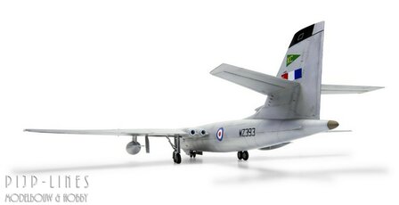 Airfix A11001A Vickers Valiant B(PR)K.1