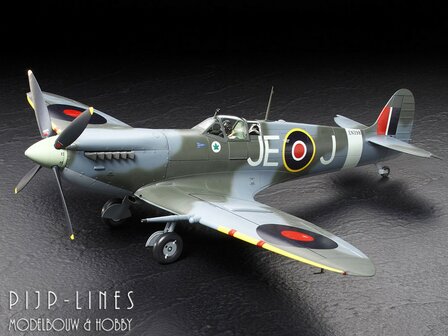 Tamiya 60319 Supermarine Spitfire Mk.IXc