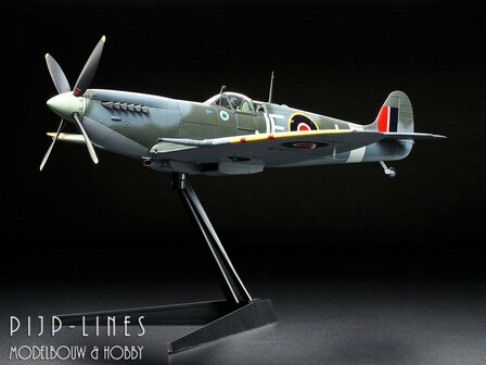 Tamiya 60319 Supermarine Spitfire Mk.IXc