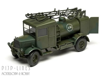 Airfix A03312 Albion 3-Point Fueller