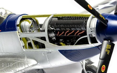 Airfix A14001V North American P-51D Mustang