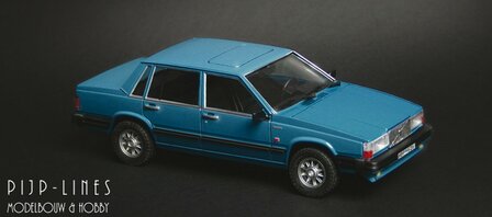 Italeri 3623 Volvo 760 GLE