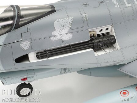Tamiya 60315 Lockheed Martin F-16CJ Fighting Falcon