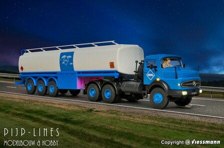 Viessmann 8034 Car Motion Mercedes Benz tankwagen Aral