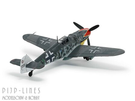 Tamiya 61128 Messerschmitt Bf109 G-6