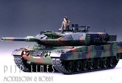 Tamiya-35242-Duitse-Leopard-2A5-1:35