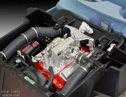 Revell 07037 &#039;58 Corvette Roadster 1:25