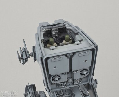 Revell 01202 BanDai Star Wars AT-ST 1:48