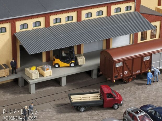auhagen 80254 Oprijplaat met dak