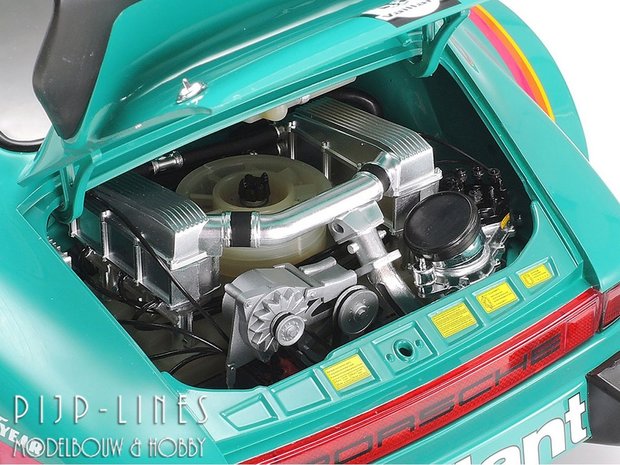 Tamiya 12056 Porsche 934 Vaillant
