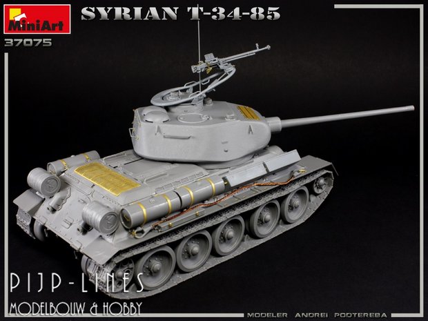 Miniart 37075 Syrian T-34/85