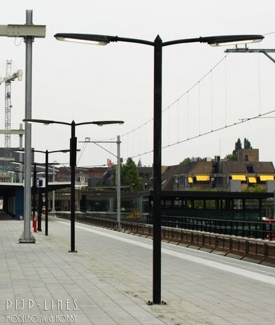 Viessmann 69992 Lichtlantaarn voor moderne NS stations dubbel