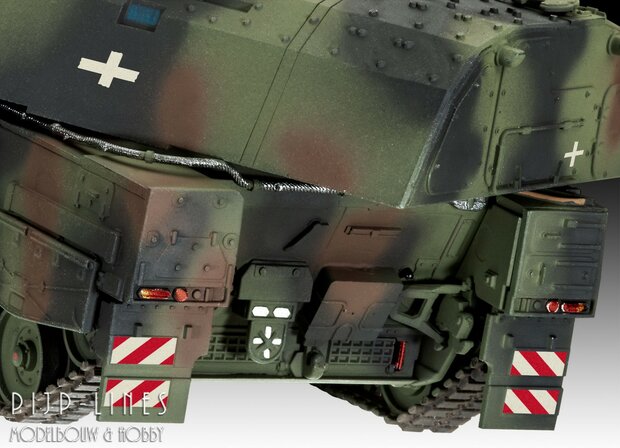 Revell 03347 Panzerhaubitze 2000 Oekraïne