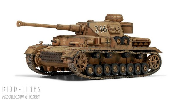 Airfix A02308V WWII Panzer IV