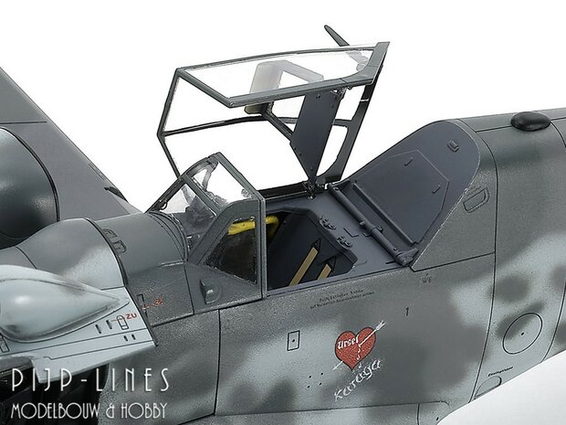 Tamiya 61128 Messerschmitt Bf109 G-6