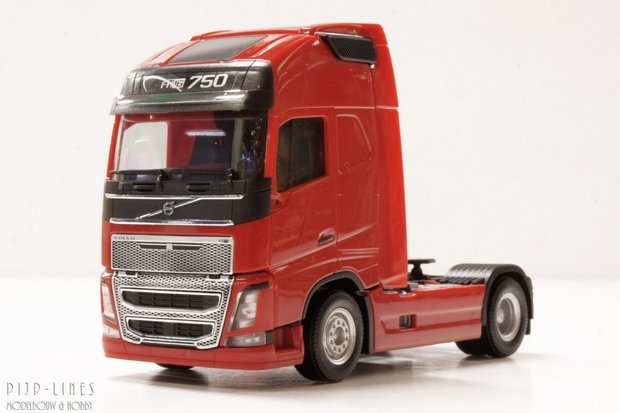 Herpa-303620-002-Volvo-FH16-Globetrotter-XL-trekker-rood-1:87