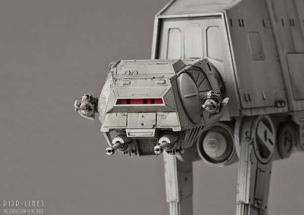 Revell 01205 BanDai Star Wars AT-AT 1:144