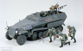 WWII sdkfz.251/1 Halbketten Hanomag WWII sdkfz.251/1 Halbketten Hanomag